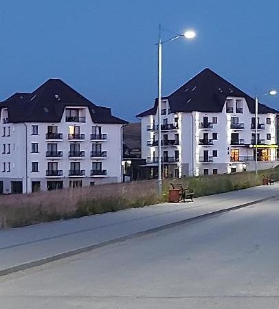 Apartman Aura Hills ズラティボール エクステリア 写真