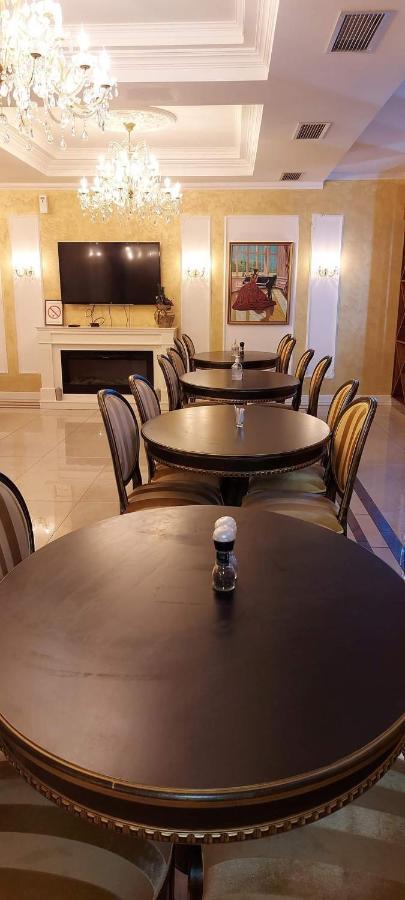 Apartman Aura Hills ズラティボール エクステリア 写真