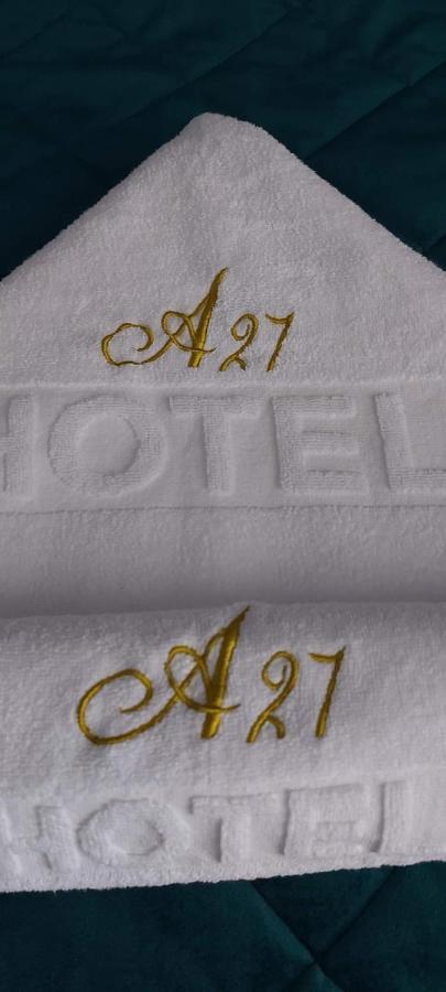 Apartman Aura Hills ズラティボール エクステリア 写真